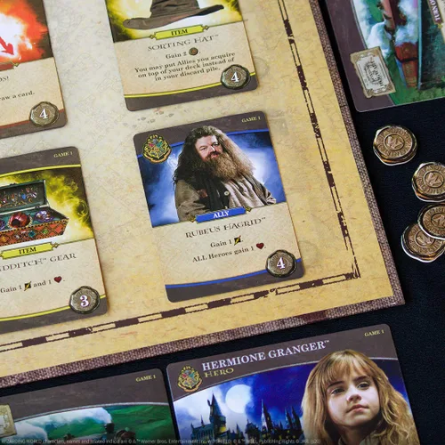 Vista 6 de Juego de mesa Harry Potter: Hogwarts Battle (idioma español no garantizado)