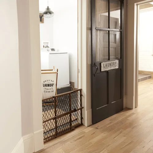 Vista 6 de Evenflo Position & Lock - Puerta para bebé, montada a presión, colección Farmhouse
