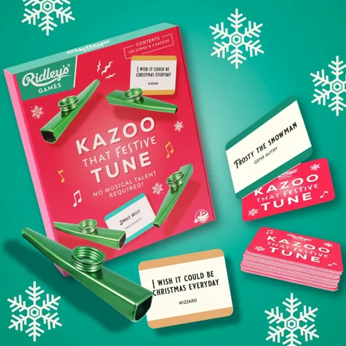 Vista 7 de Kazoo That Festive Tune Juego navideño para la familia No se requiere talento musical Incluye 4 kazoos y 100 canciones festivas