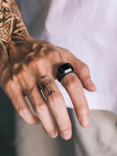 Vista 6 de Richsteel Anillo de ónix negro, anillo de acero inoxidable, chapado en oro, anillo de sello para el pulgar para hombres y mujeres, regalo de joyería