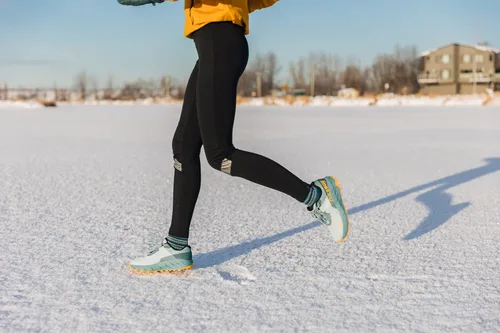 Vista 8 de Icebug Arcus BUGrip GTX - Tenis de correr para mujer, con suela de tracción con tachuelas de carburo