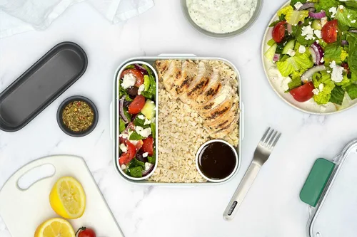 Vista 2 de BLACK + BLUM Contenedor de alimentos estilo caja Bento con compartimento Lonchera empacada con tenedor de viaje de acero inoxidable, a prueba