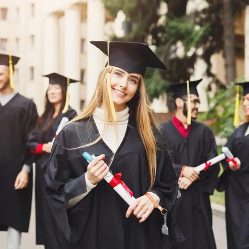 Vista 5 de Kisston 30 llaveros de graduación clase de 2023, llavero de goma de silicona, llavero de pulsera de clase 2023, colgante de sello de año 2023