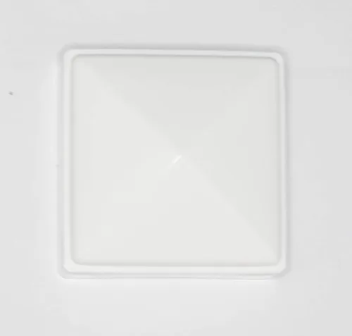 Vista 2 de JSP Manufacturing Tapas de plástico blancas de 2 x 2 para postes de metal, plástico, vinilo o madera, 2 x 2 postes (paquete de 1)
