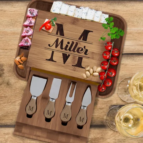 Vista 7 de The Wedding Party Store Juego de bandeja de queso de alta calidad personalizada con herramientas esparcidoras con cualquier nombre
