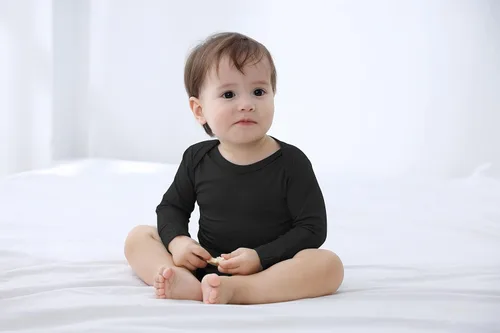 Vista 6 de GUISBY Body de bebé con puños de manoplas mamelucos de bambú de manga larga para niños y niñas de 0 a 24 meses