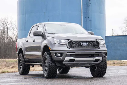 Vista 9 de Rough Country Kit de nivelación de 2.5 pulgadas para Ford Ranger 2019-2023 - 50100