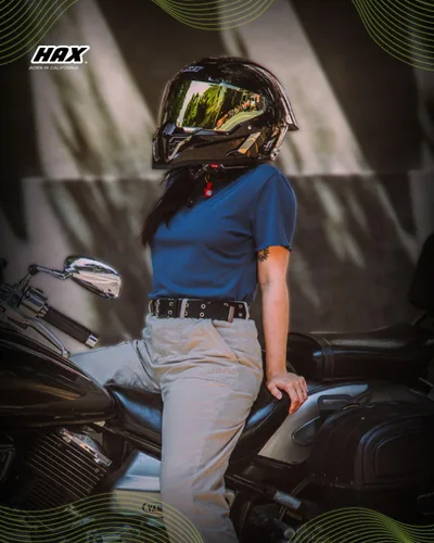 Vista 2 de Hax Dual-Certified Motorcycle Helmet for Multi-Scenario Riding Negro brillante