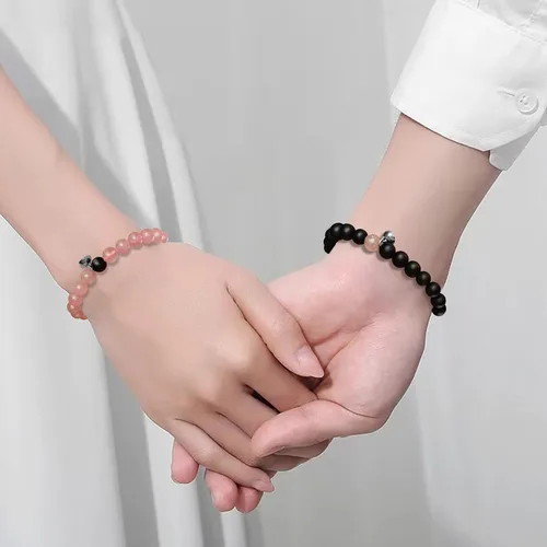 Vista 4 de 2 pulseras magnéticas para parejas, piedra natural negra mate, cristal para votos de amor eterno, juego de pulseras de cuentas de piedra de energía