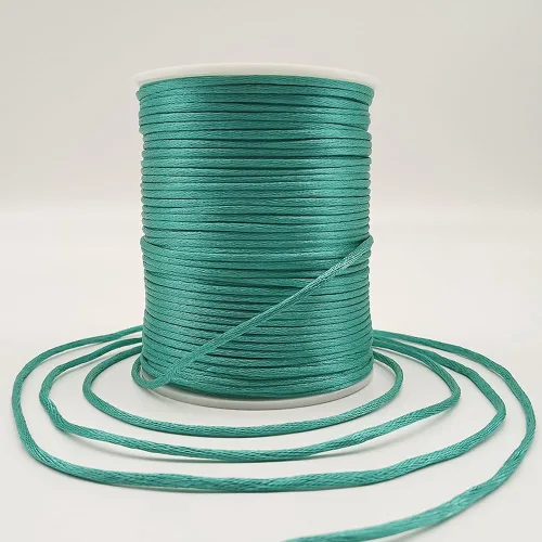 Vista 10 de Cuerda de cordón de nailon satinado de 2 mm (0.079 pulgadas) 330 pies para hacer joyas, pulseras, collares, hilo de abalorios, cola de rata