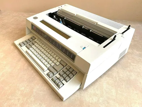 Vista 4 de IBM Wheelwriter 30 Máquina de escribir