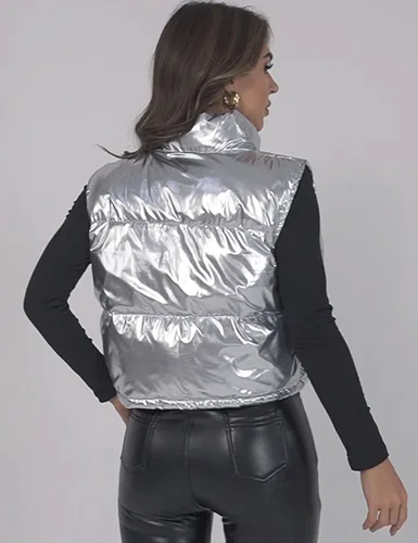 Vista 4 de Flygo Chaleco corto de invierno para mujer, chaleco acolchado metálico, sin mangas, chaqueta acolchada