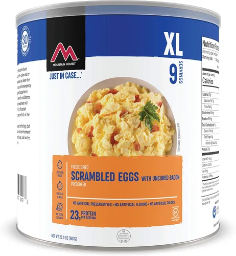 Vista 2 de Mountain House Huevos revueltos con tocino Supervivencia liofilizada y alimentos de emergencia Lata #10 + Mountain House Chili Mac con carne