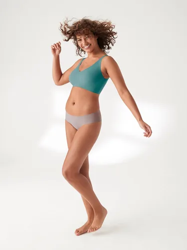 Vista 4 de True & Co Sujetador con cuello en V True Body Boost para mujer