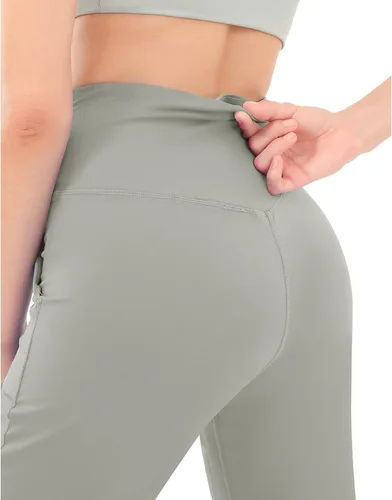 Vista 2 de Rosemmetti Pantalones capri de yoga para mujer, talla grande, con control de abdomen, acampanados, pantalones de entrenamiento con bolsillos