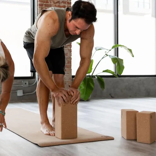 Vista 9 de Bloques de yoga de corcho de alta calidad, bloque de yoga extra grande, paquete de 2 o extra alto, 1 paquete para yoguis inflexibles, corcho natural