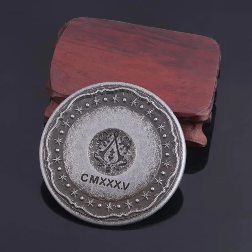 Vista 4 de Moneda de marcador de juramento de sangre, monedas de metal, accesorios de película John para cosplay, moneda de colección para fanáticos