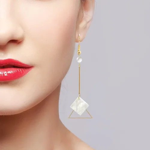 Vista 3 de Aretes de concha de asimetría boho para mujer, aretes abstractos geométricos de moda, aretes minimalistas de gancho