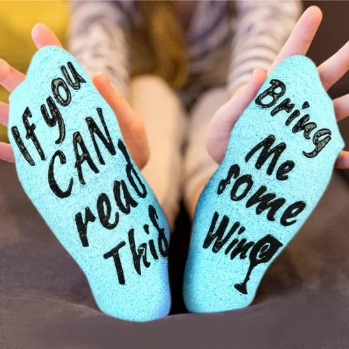 Vista 8 de Funny Fall Fuzzy Socks in Cupcake Packaging Crazy If You Can Read This Comfy Socks Christmas Gifts for Her