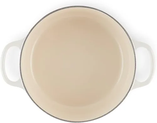 Vista 4 de Le Creuset Horno holandés redondo de hierro fundido esmaltado, 3.5 cuartos de galón, Merengue