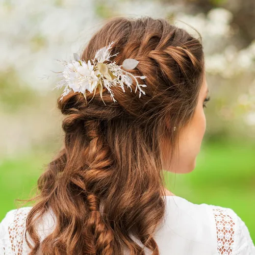 Vista 5 de Peineta de flores para novia - Peineta de flores blancas hecha a mano para accesorios florales para el cabello de boda para novia, dama de honor