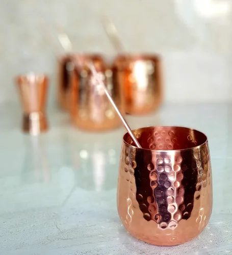 Vista 5 de eSplanade Moscow Mule - Juego de 4 tazas de cobre, 4 pajitas de cobre y un medidor de clavijas