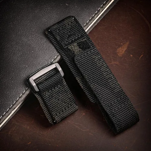 Vista 5 de Hemsut - Correa de reloj compatible con Amazfit, correa deportiva de nailon resistente de camuflaje con diseño de bucle tejido para Amazfit GTS 4/4