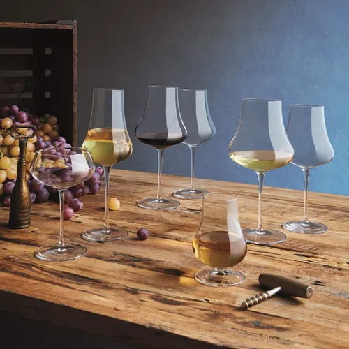Vista 2 de Luigi Bormioli Tentazioni - Juego de 6 copas de vino (7.75 onzas)
