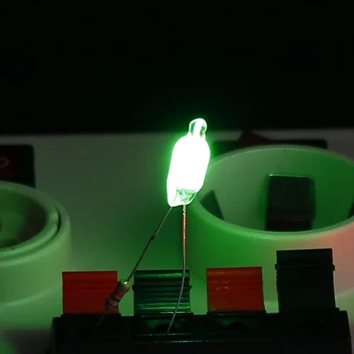 Vista 6 de Othmro 100 bombillas LED CA 220 V de 0.157 x 0.394 in, luz verde brillante, bombillas de neón duraderas, lámparas de neón brillantes, bombillas F4