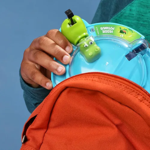 Vista 12 de Hasbro Grab and Go! Paquete (paquete de 4), juegos de mesa de viaje para niños, acorazado, Connect 4, ¿Adivina quién?, juegos de hipopótamos