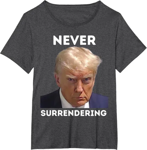 Vista 17 de Triumph Never Surrendering - Camiseta Trump Mug Shot, Negro