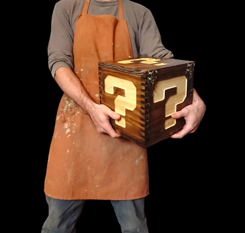 Vista 2 de Mario Bros Power Up Box de tamaño real, almacenamiento funcional de 10 x 10 x 10 pulgadas, bloque de preguntas de madera hecho a mano, decoración