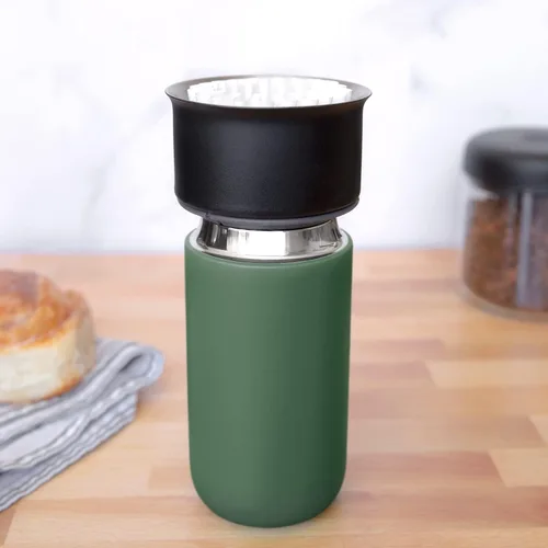 Vista 6 de Fellow Taza de Viaje Carter Move de 12 oz - Taza de Café de Viaje de Acero Inoxidable con Aislamiento al Vacío - Vaso de Café con Interior de Verde