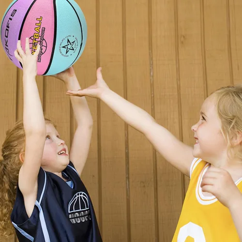 Vista 4 de Baloncesto para Niños y Jóvenes Tamaño 3/4/5 (22"/25.5"/27.5") Baloncesto de Goma Premium para Niños y Niñas de 3-14 Años Juego Interior y Exterior