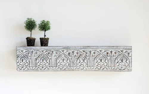 Vista 4 de Creative Co-Op Estante decorativo de pared de metal blanco y gris, zinc