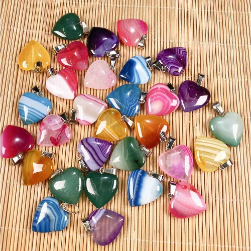Vista 2 de LHJ 20 Piezas Dijes de Piedra Natural en Forma de Corazón Cristal de Cuarzo Ágata Encantos para Hacer Joyas Collar Pulsera Heart A