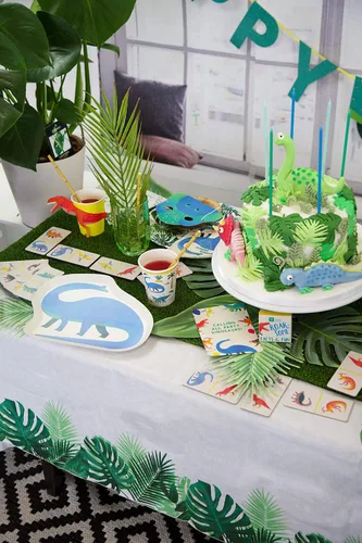 Vista 6 de Talking Tables Servilletas de papel de dinosaurio para fiestas de cumpleaños de niñas o niños, 13 x 13 pulgadas, colores mezclados, paquete de 20