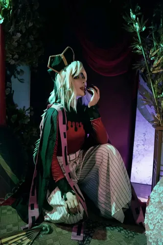 Vista 4 de Douma Cosplay - Disfraz de Douma, traje de kimono de anime Douma, disfraz de Halloween, bata con capa, conjunto completo con peluca