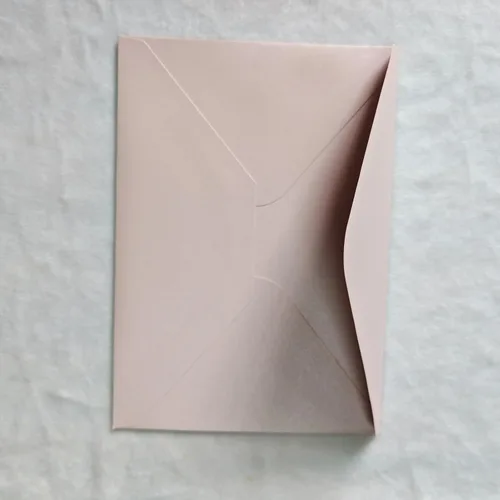 Vista 3 de 25 sobres A7 de color rubor perlado, 5.35 x 7.7 pulgadas, perfectos para bodas de 5 x 7, tarjetas de invitación, invitación de felicitación