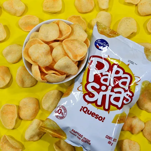 Vista 3 de Bocadeli Papasitas Queso, papas fritas con sabor a queso, 2.3 oz (1 paquete) (tamaño regular 2.3 oz)