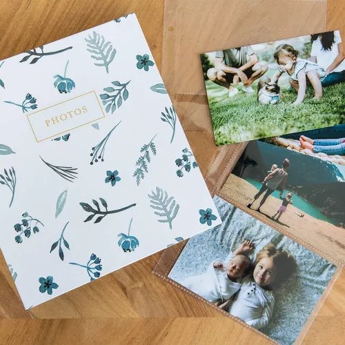 Vista 2 de Jot & Mark - Álbum de fotos (200 fotos de 4 x 6”, mangas de bolsillo transparentes, 6 divisores de pestañas, carpeta de 3 anillas de 8.5 x 9.5”)