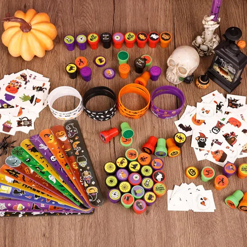 Vista 6 de MGparty Paquete de 288 regalos de fiesta de Halloween, juguetes a granel para niños, sellos de tatuajes, pulseras de goma, pulseras de goma