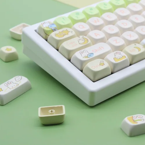 Vista 4 de MOA - Teclas de perfil de conejo, lindo conejo personalizado PBT Dye-sub Keycap 144 teclas para teclado mecánico, juego de teclas de tamaño completo