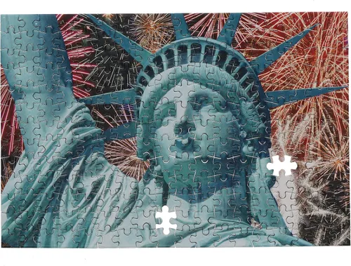 Vista 5 de TDC Games Rompecabezas más pequeño del mundo, Lady Liberty - Mini rompecabezas, pequeño rompecabezas de arte de viaje desafiante para adultos, más