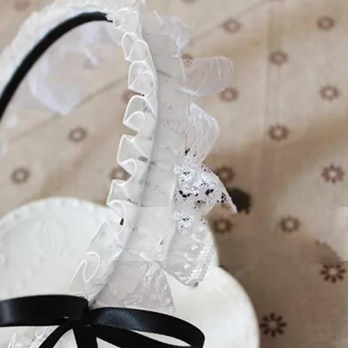 Vista 5 de YOMORIO Diadema para el pelo de mujer con diseño de sirvienta de anime accesorio para el pelo color blanco