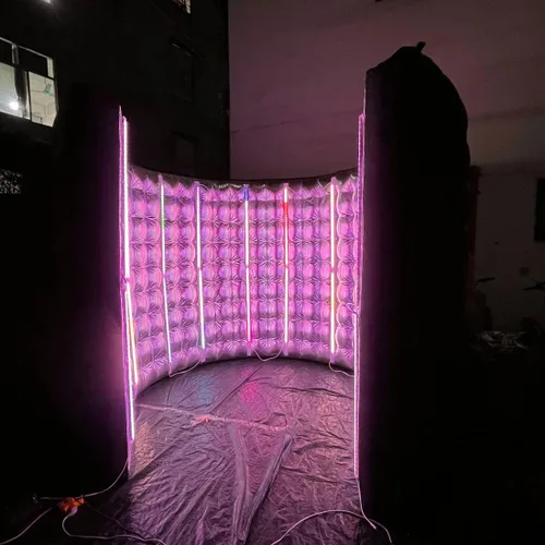 Vista 3 de Cabina de fotos inflable 360 con 24 piezas de tubo de luz LED y ventilador de aire para cabina de fotos telón de fondo para fiesta, boda, cumpleaños