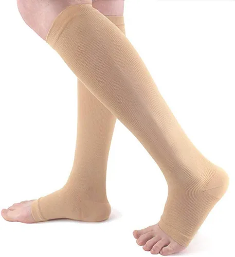 Vista 3 de Calcetines de compresión de cobre para mujeres y hombres, punta abierta, 15-20 mmHg, es el mejor apoyo para la recuperación de la circulación y uso