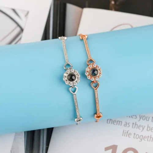 Vista 7 de Godchoices Pulsera de fotos personalizada, pulsera de proyección de fotos con imagen en el interior, collar con texto en inglés "I Love You