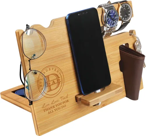 Vista 8 de Regalos para hombres – Estación de acoplamiento de madera personalizada – Organizador de mesita de noche grabado con soporte para teléfono, soporte