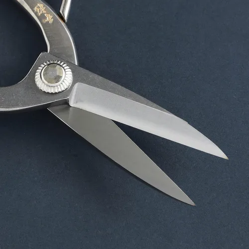 Vista 5 de Wazakura Yasugi - Tijeras tradicionales para bonsái de acero inoxidable fabricadas en Japón, 7 pulgadas (7.087 in), tijeras de podar para árboles